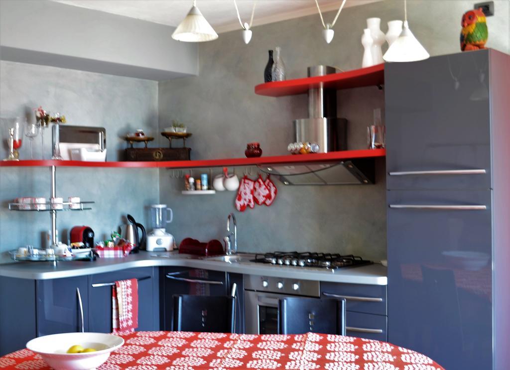 Tremezzina Appartamento Red & Grey Меццегра Экстерьер фото